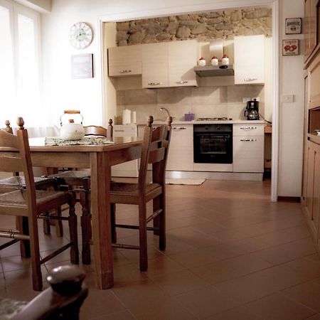 Casa Vacanza Ilia ペーシャ エクステリア 写真