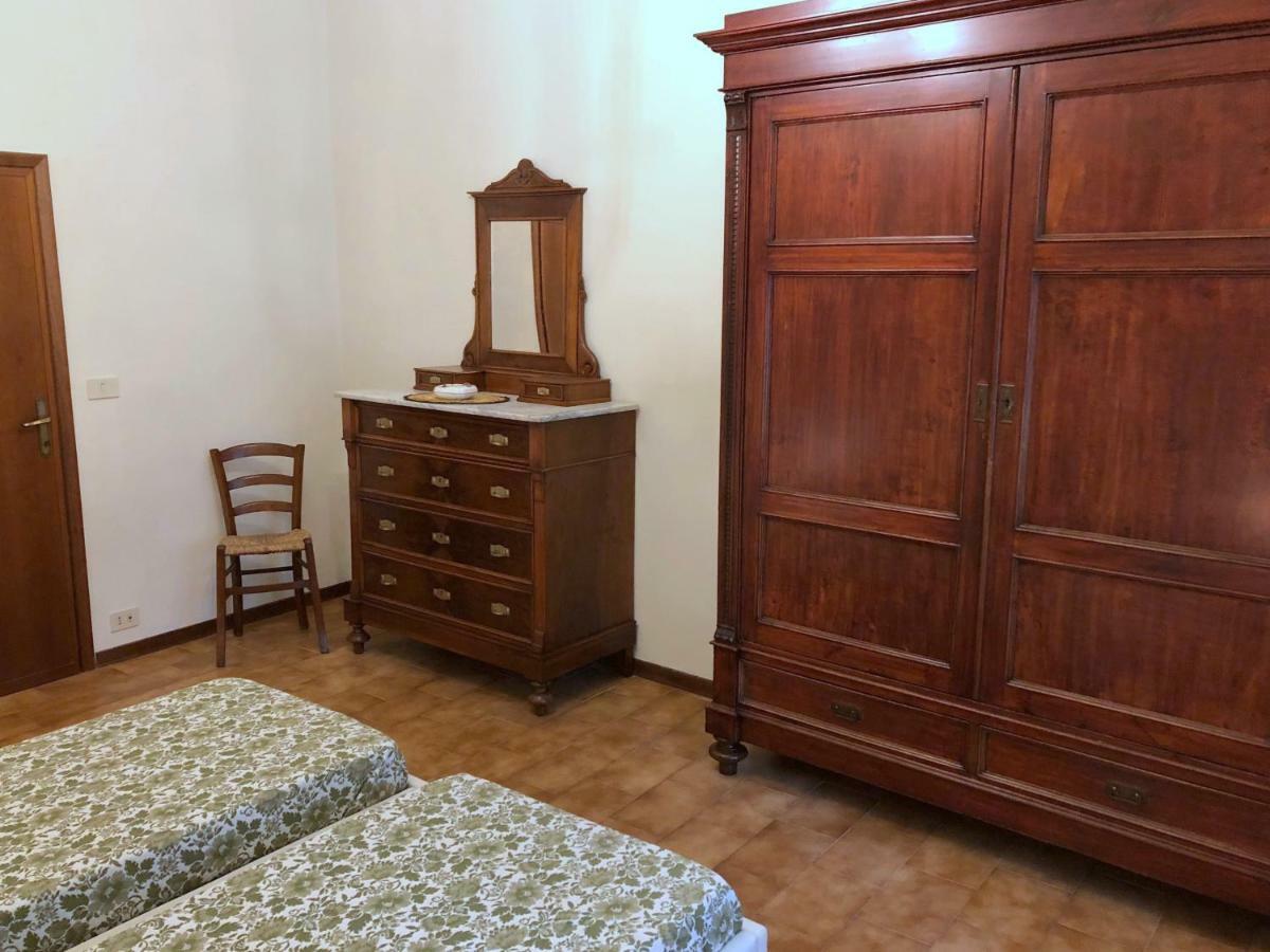 Casa Vacanza Ilia ペーシャ エクステリア 写真