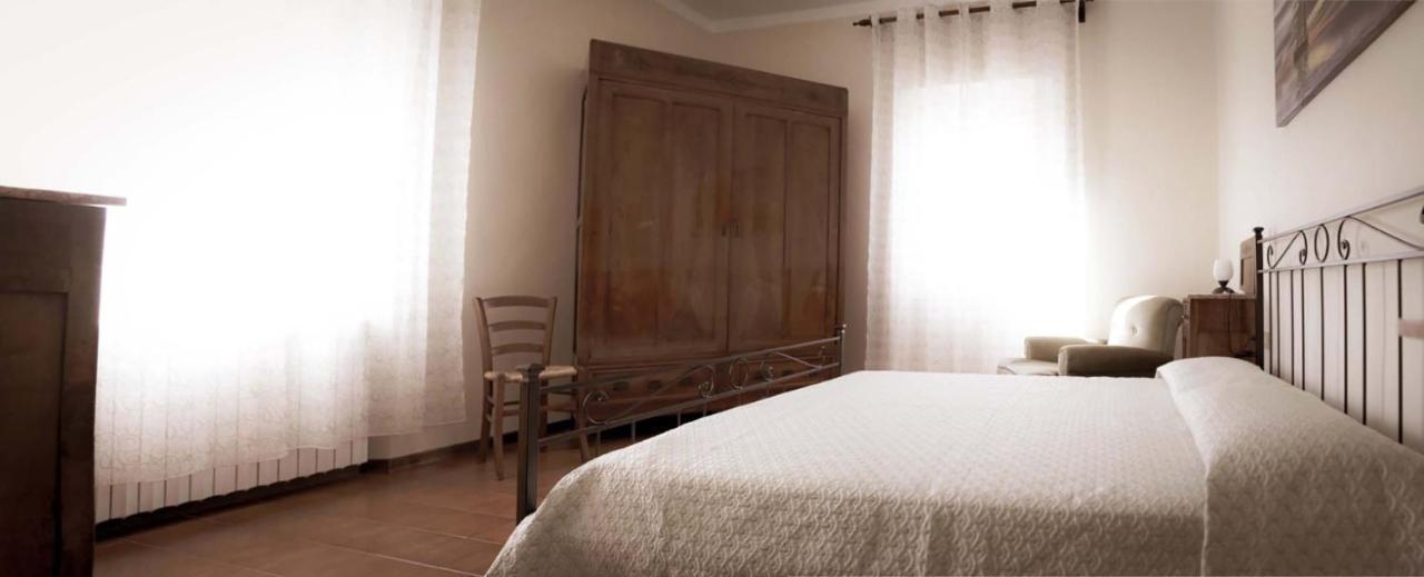 Casa Vacanza Ilia ペーシャ エクステリア 写真