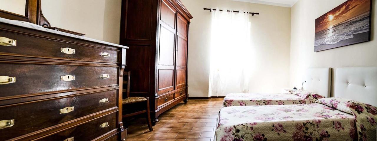 Casa Vacanza Ilia ペーシャ エクステリア 写真